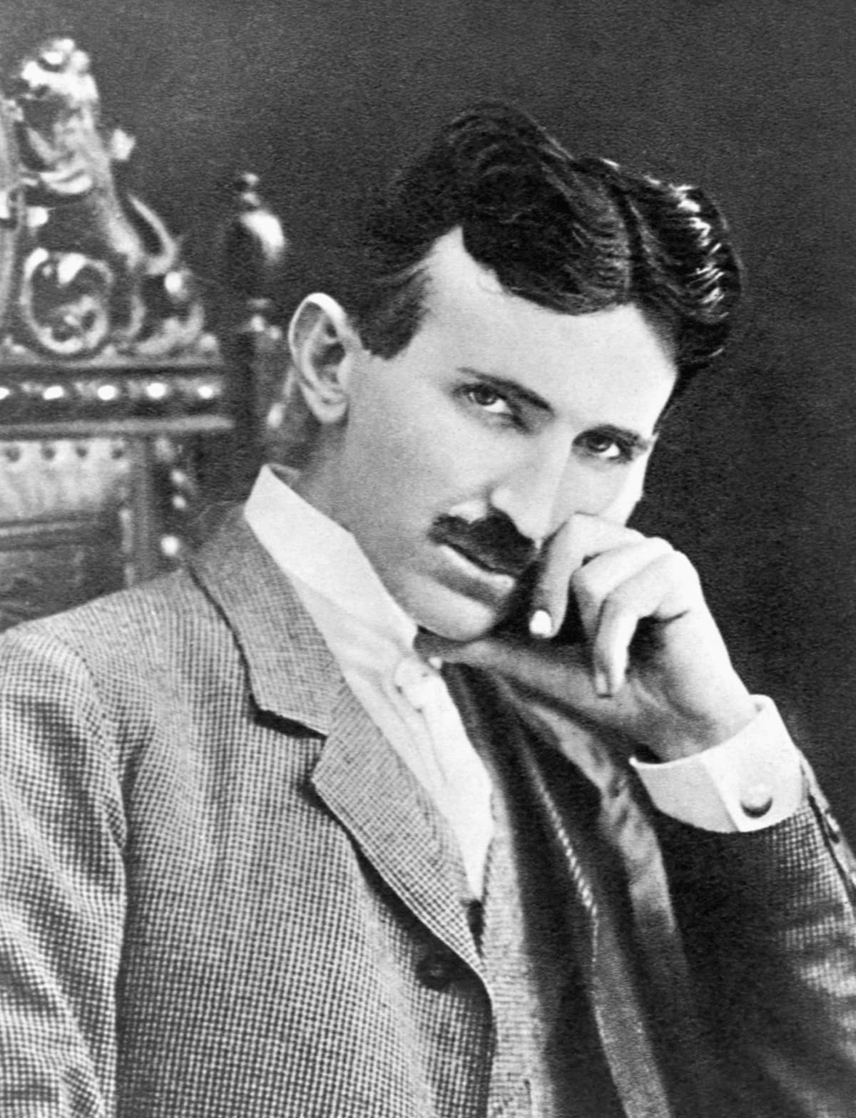 Nikola Tesla, photographed by Napoleon Sarony in 1890